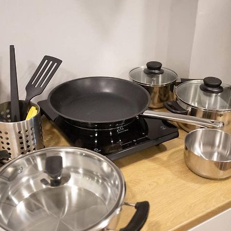 U3 Large 2 Bedroom Full Kitchen Near Bts Udomsuk Bangkok Luaran gambar