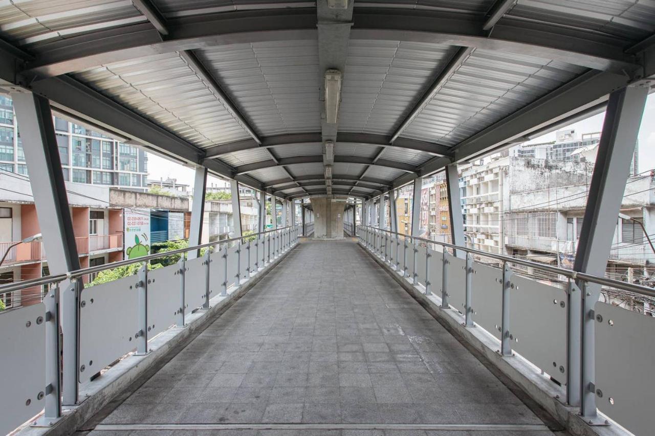U3 Large 2 Bedroom Full Kitchen Near Bts Udomsuk Bangkok Luaran gambar